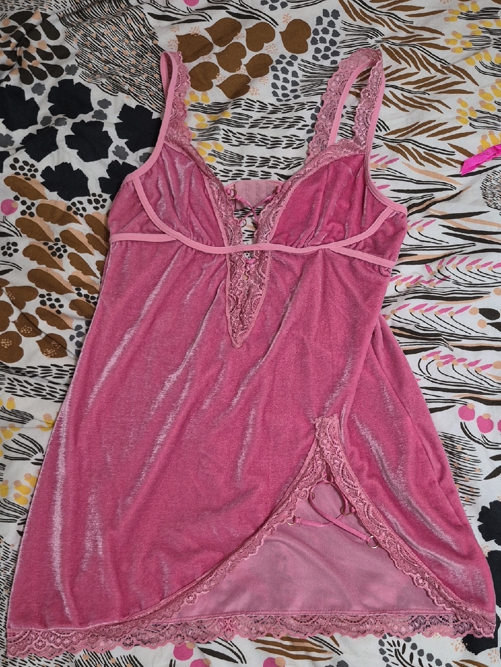 Women's Pink Lace-Trim Velvet Chemise
